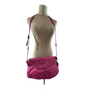 NWT!! Juicy Couture , Bright‎ Pink, Tunnel Clasp, Crossbody,  Purse, Preppy Pink